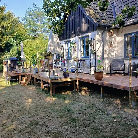 Feriehus Lovely Near